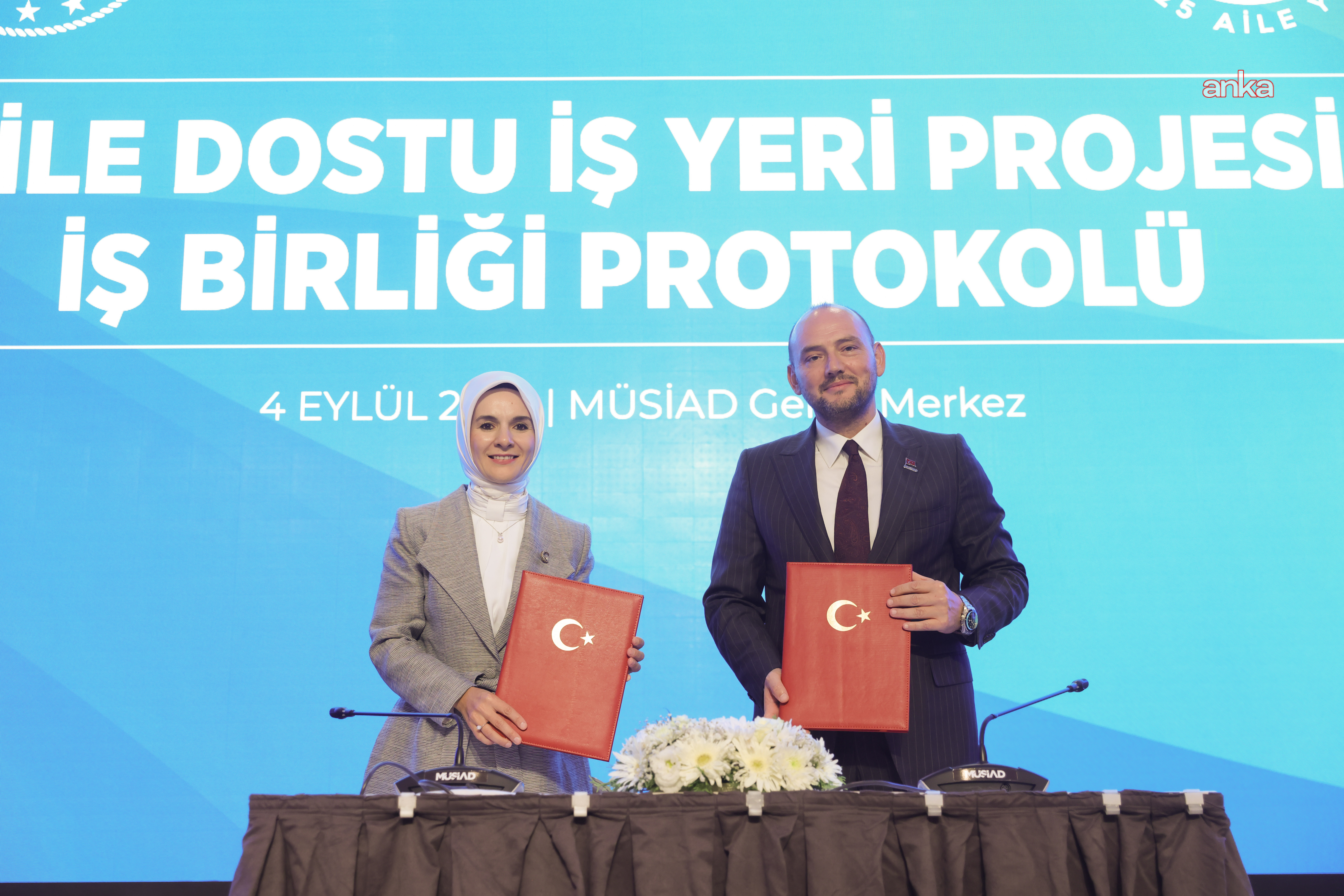 Aile Bakanlığı ile MÜSİAD arasında protokol : Evlenecek ve çocuk sahibi olacak çalışanlara maddi destek
