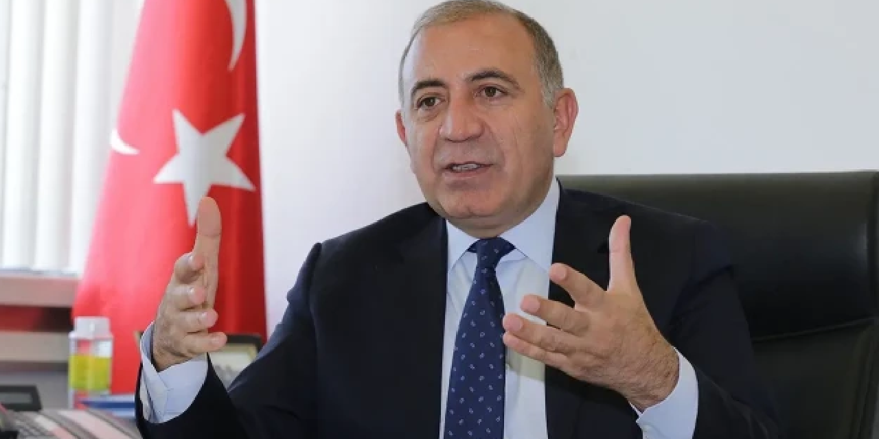 Kayyım olarak atanan Gürsel Tekin gün ve saat verdi: O koltuğa oturacağım