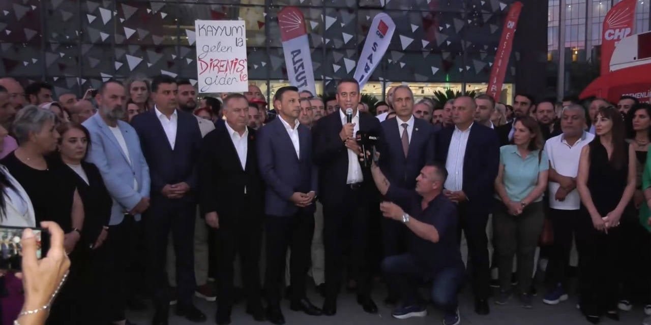 CHP Gençlik Kolları’nın çağrısının ardından İstanbul’da eylem yasağı: CHP İstanbul İl binası abluka altında