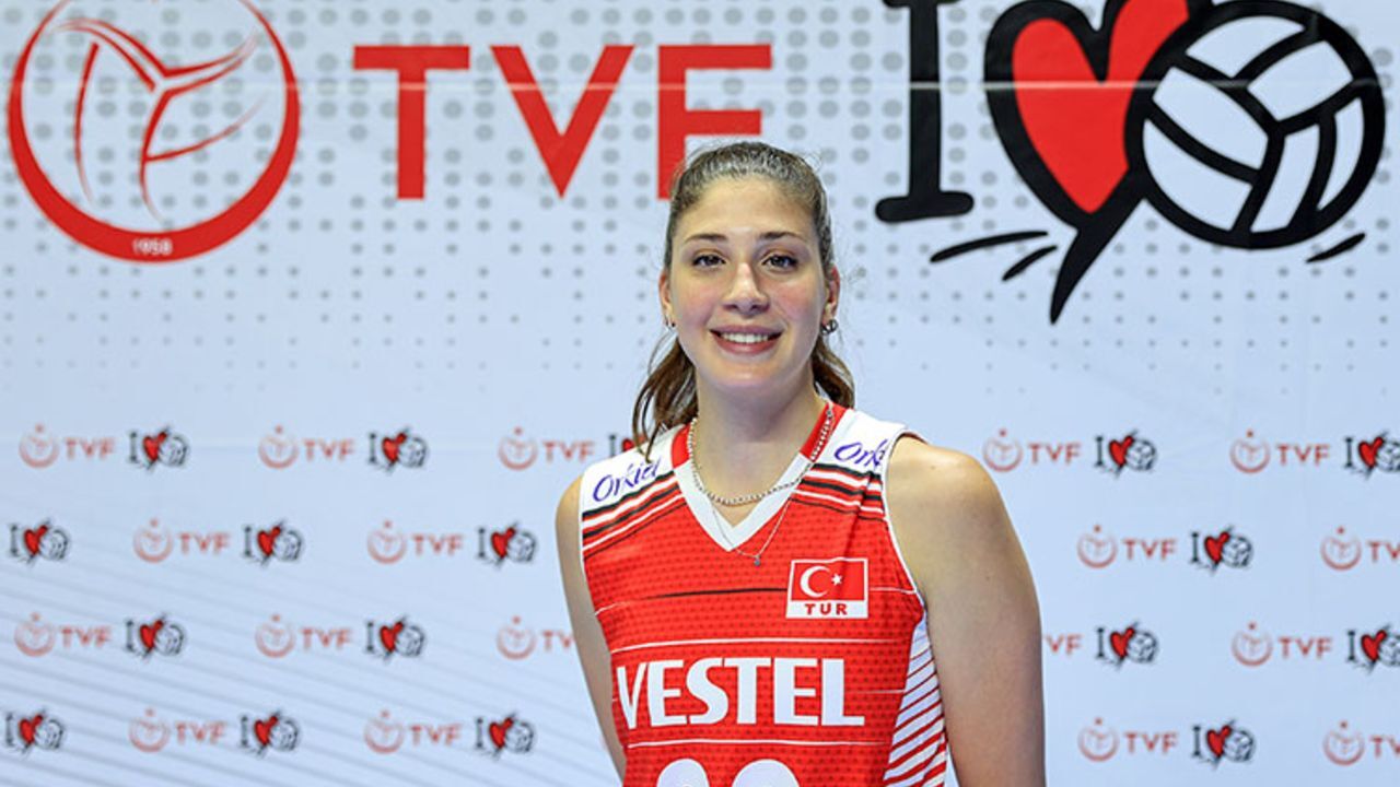 İlkin Aydın'dan Manifest soruşturmasına tepki: Susmamak bir tercihtir