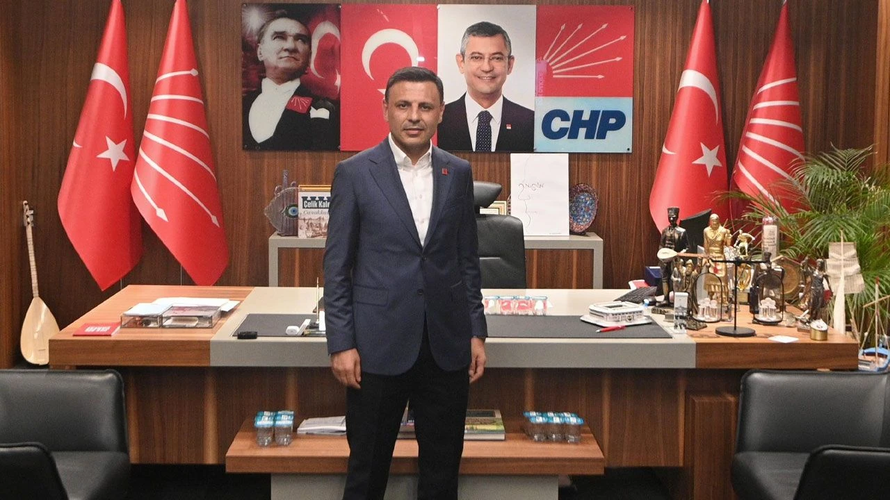 Özgür Çelik: İstanbul Valisine ulaşamıyoruz, abluka kaldırılmalı