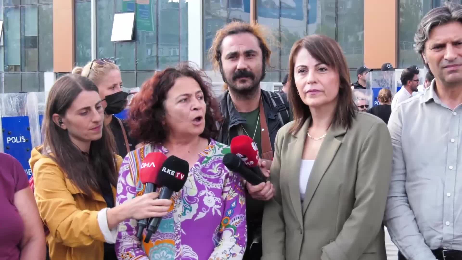 DEM Parti’den CHP İstanbul'a destek ziyareti: “Bu operasyon bir parti değil, demokrasiye yapılmıştır”