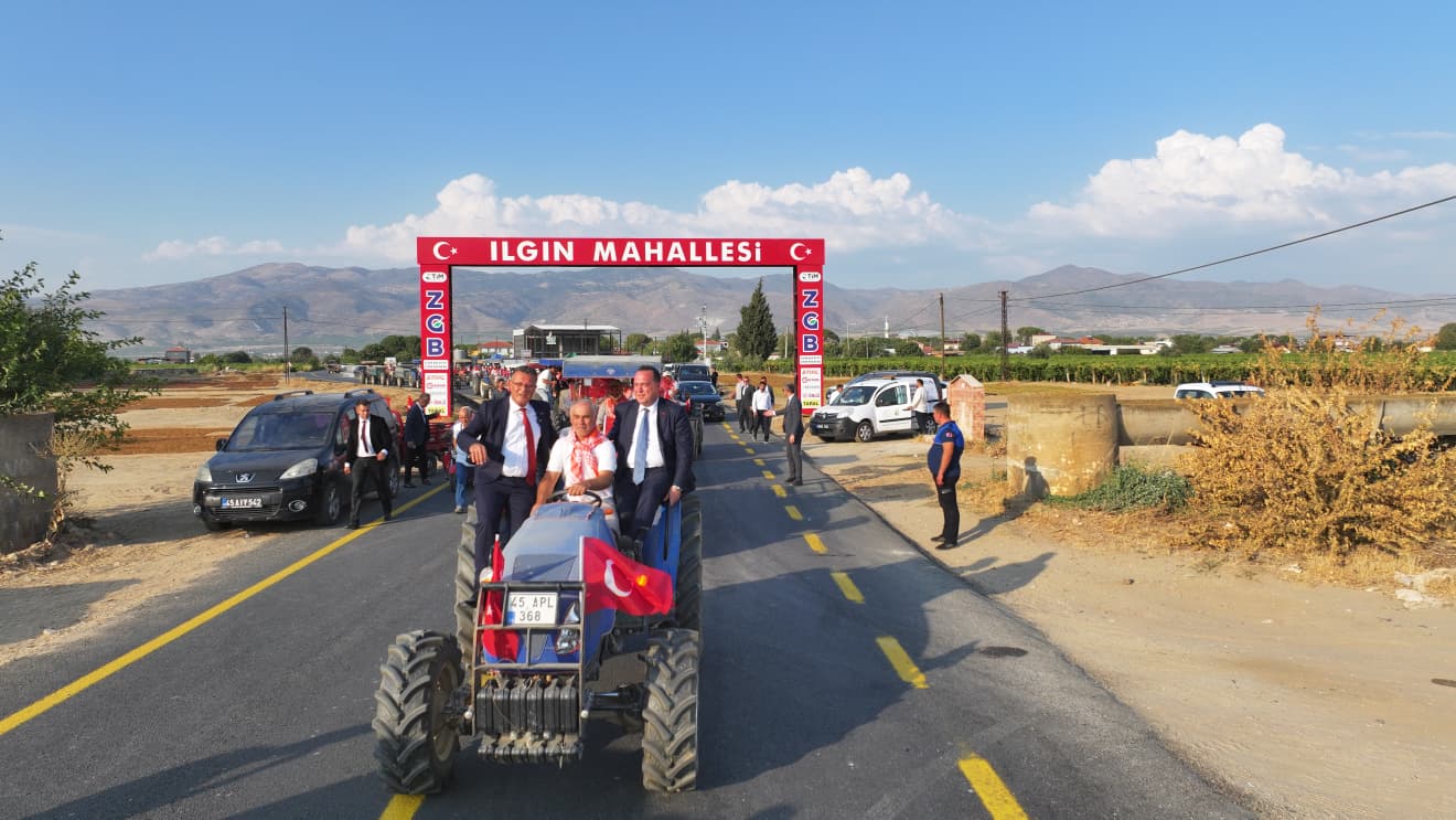 Besim Dutlulu Ilgın’da traktör konvoyu ile karşılandı