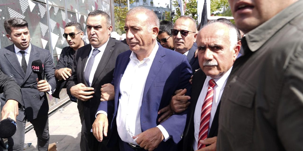 Kayyum Gürsel Tekin 30 kişilik liste vermiş