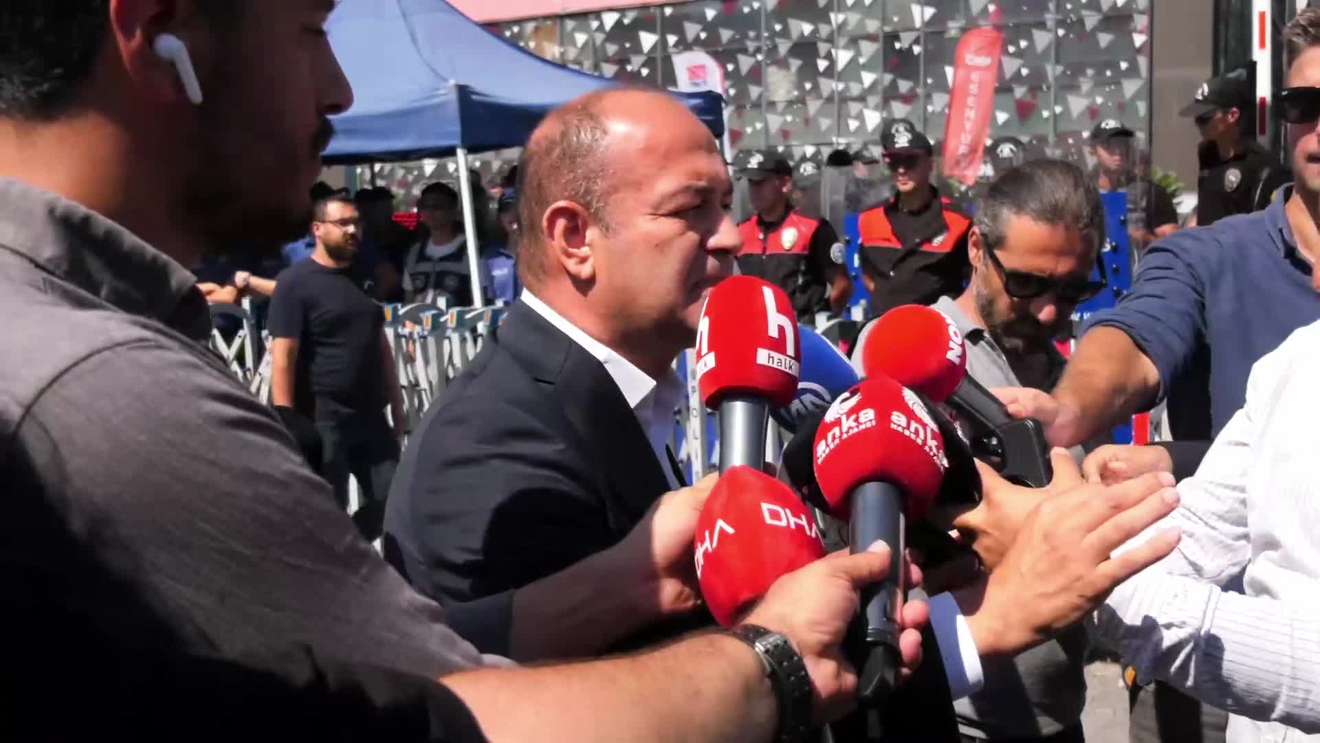 Eski CHP İstanbul İl Başkanlığı binasında polis ablukası: CHP'li yöneticiler tepkili