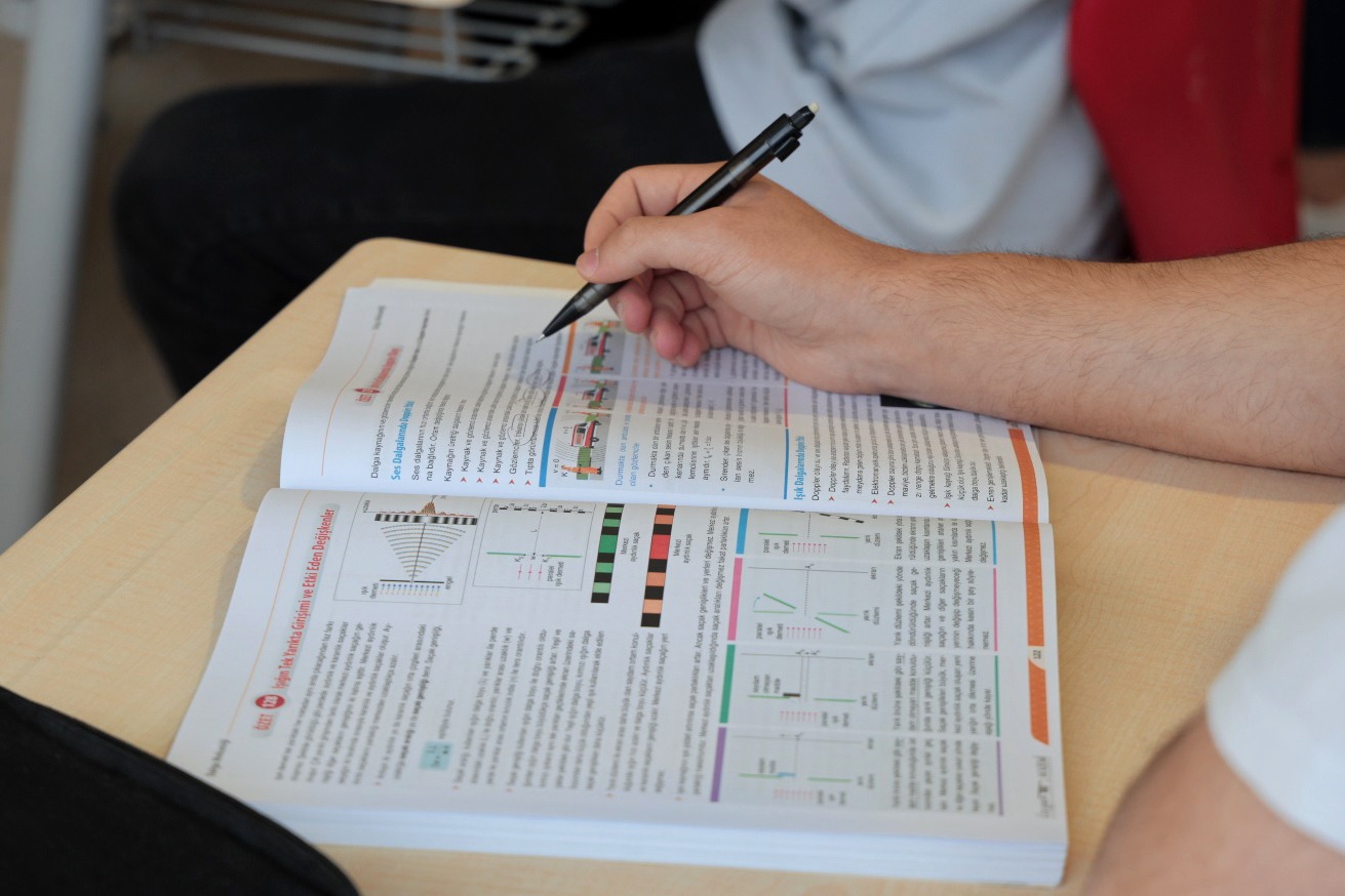 Ata Akademi Dijital Eğitim Platformu Açılıyor