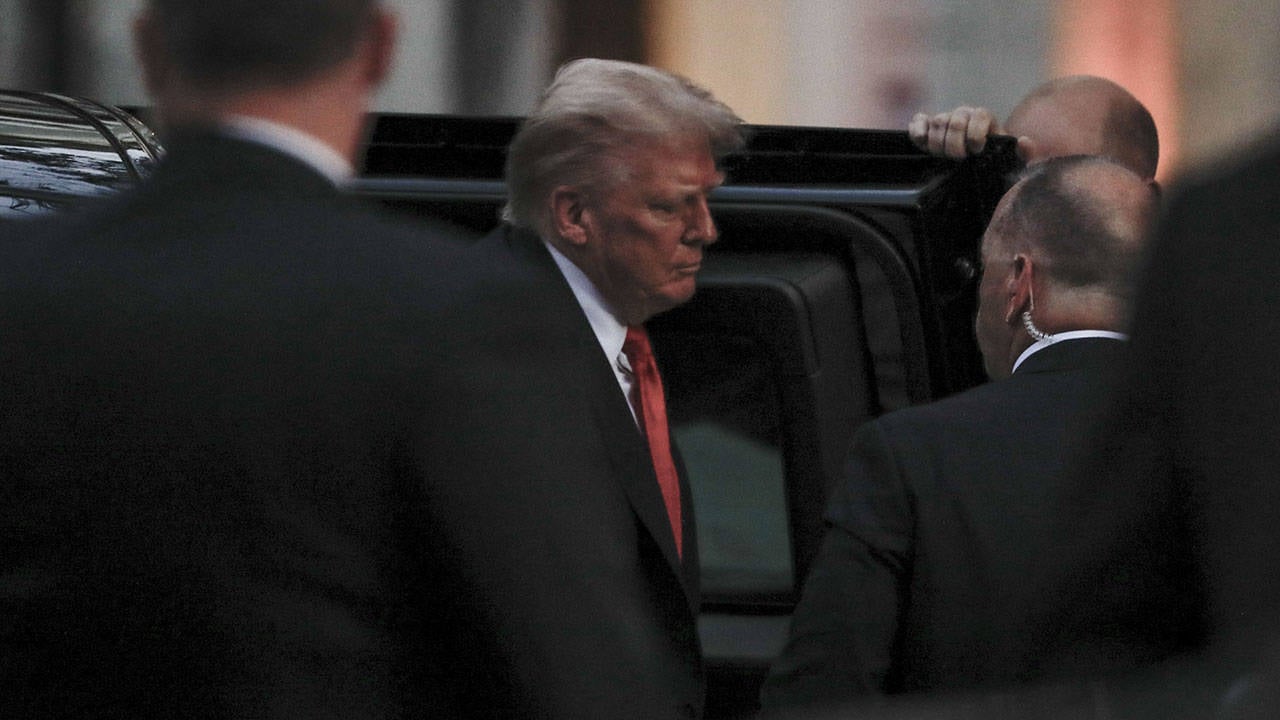 Trump'a restoranda Gazze protestosu