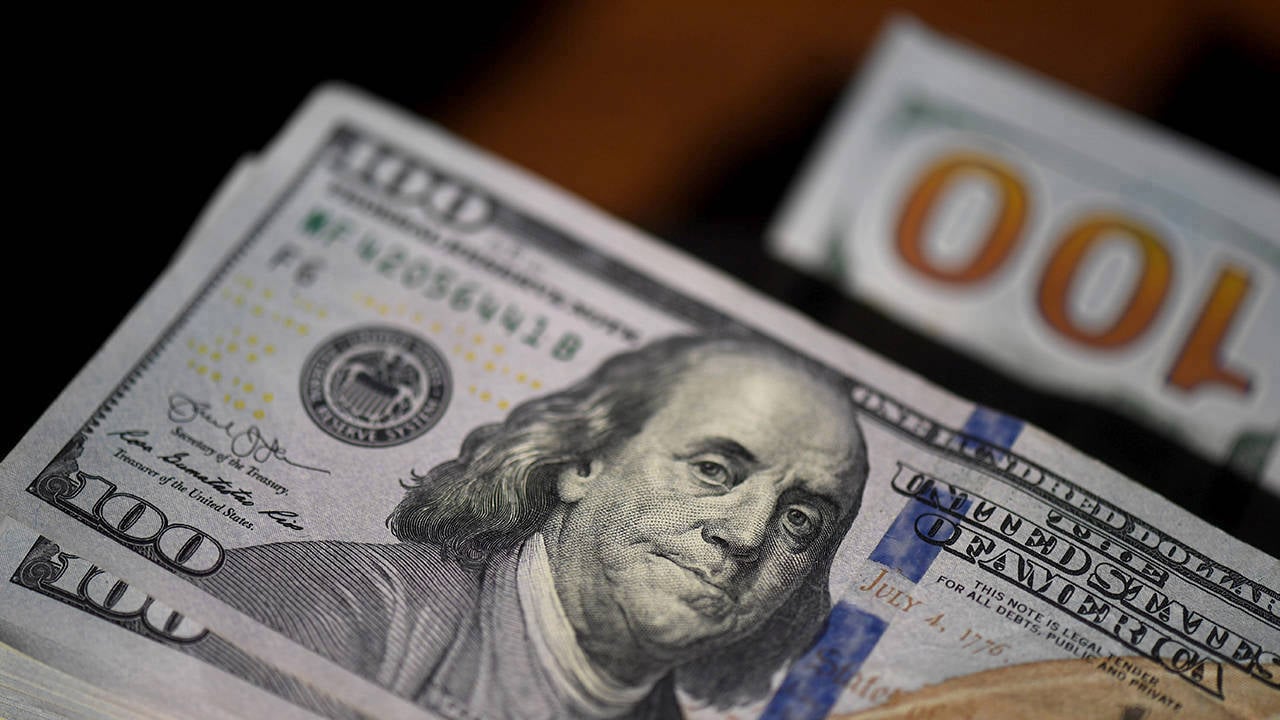 Dolar ve Euro bugün ne kadar oldu?