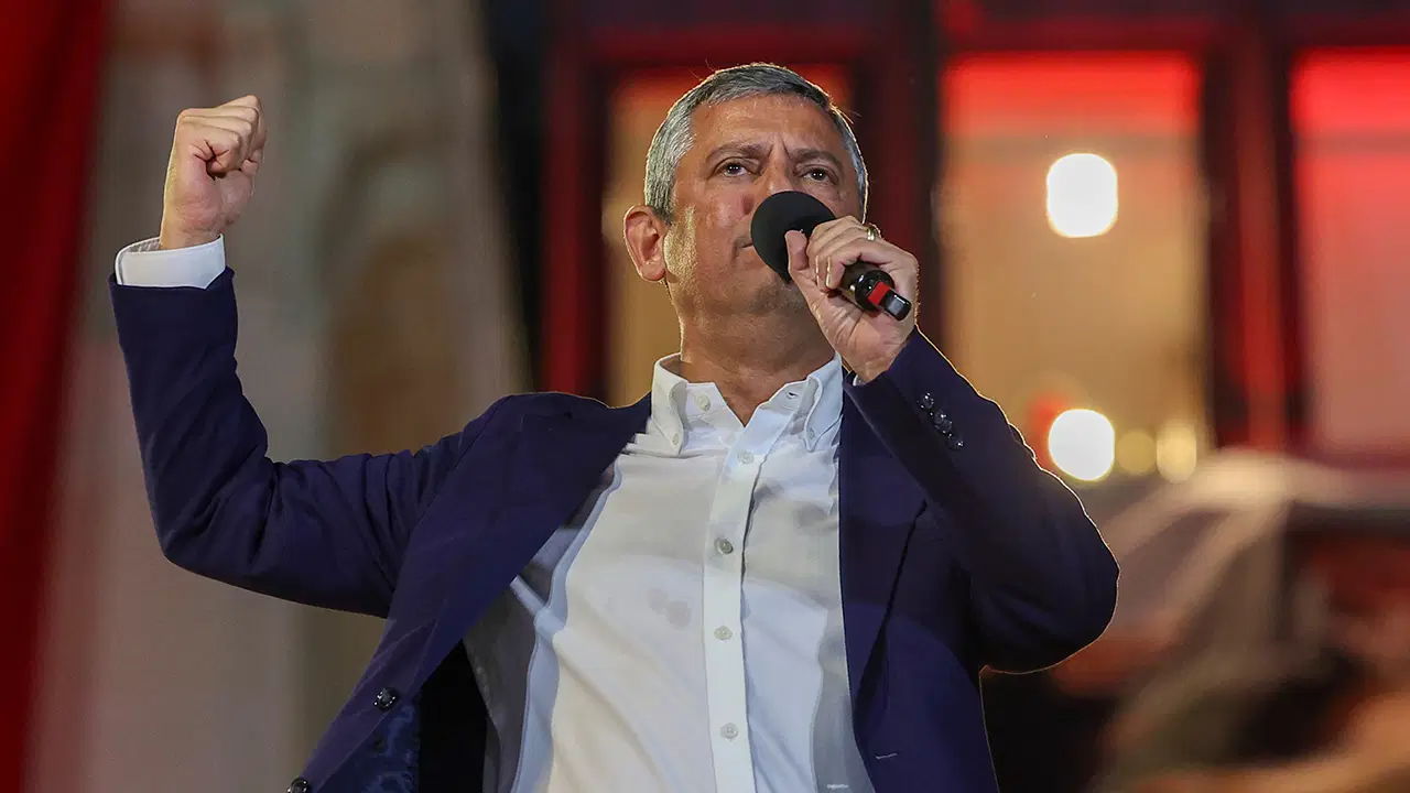 CHP lideri Özgür Özel'den İstanbullulara çağrı