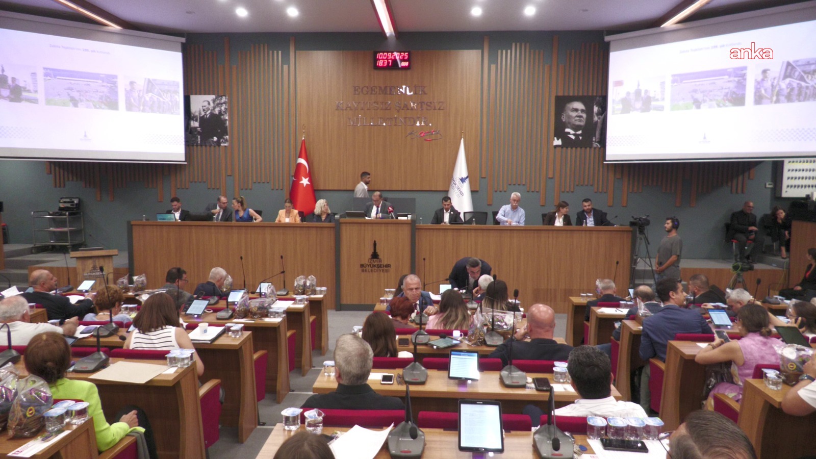 İzmir’de 8 ayda 11 bin 564 yangın meydana geldi