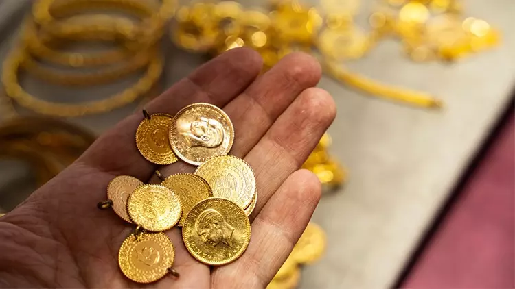 Altın rekordan rekora koşuyor: İşte altın fiyatları!