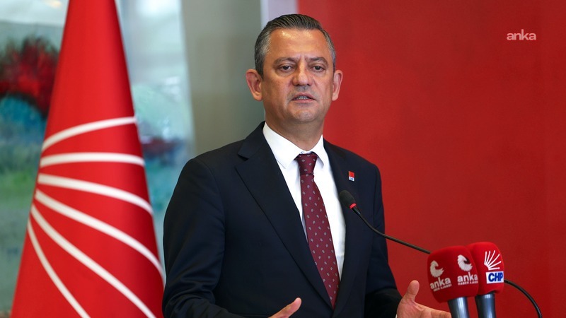 Özgür Özel Sakarya Zaferi’ni andı!