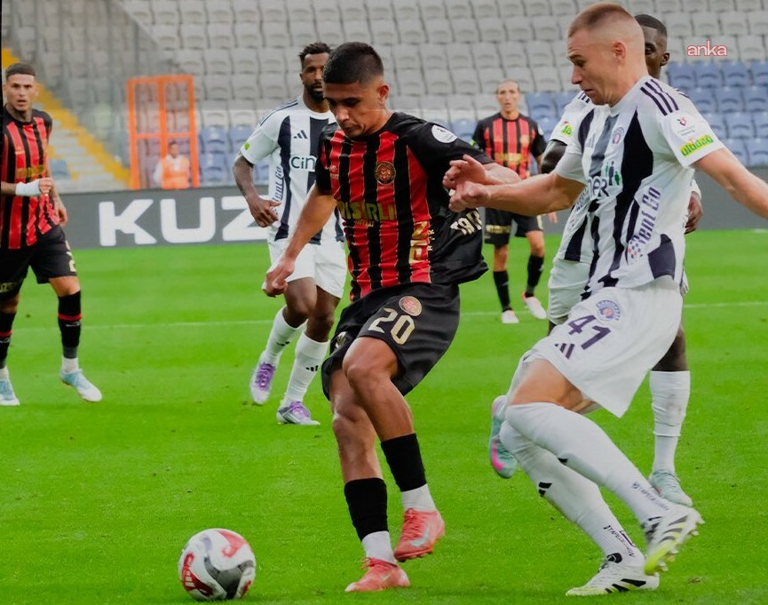 Kasımpaşa - Fatih Karagümrük maçı tek golle bitti