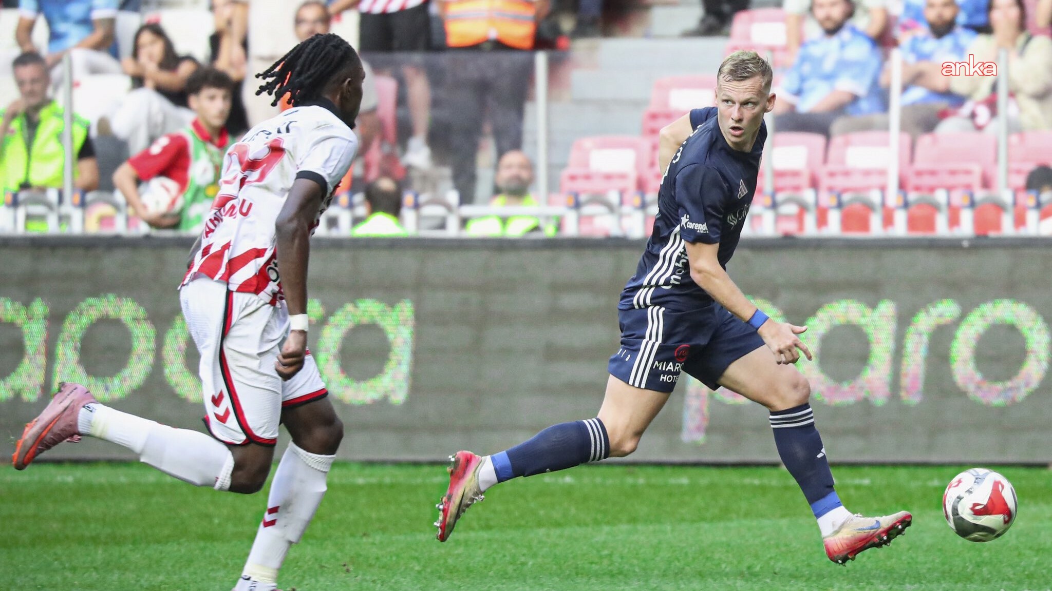 Samsunspor, Antalyaspor'a 2-1 yenildi