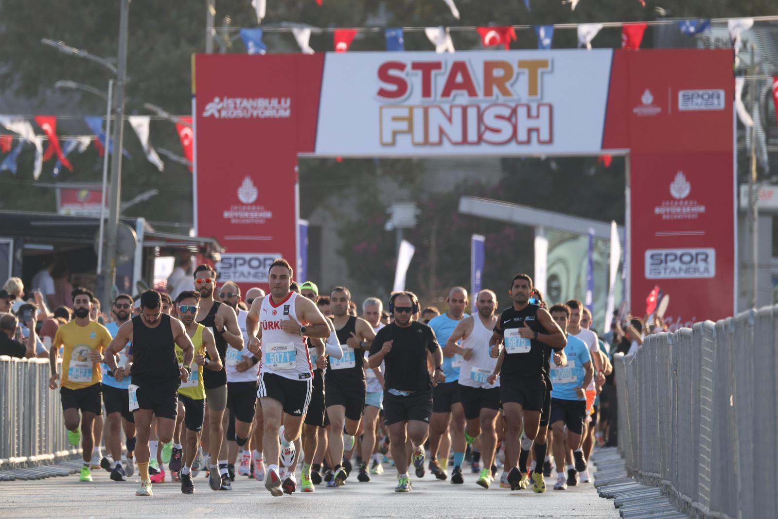 İstanbul’u Koşuyorum’un Asya etabına 4 bin 500 kişi katıldı