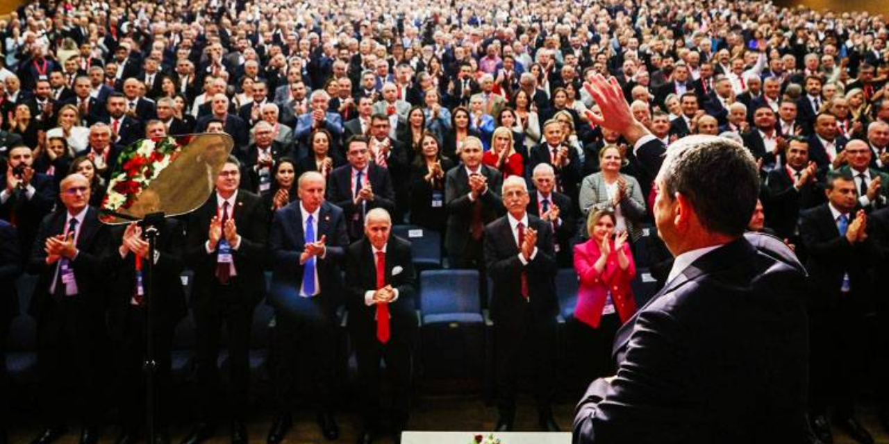 CHP'nin A takımı belli oldu: PM ve YDK'dan birer üye değişti