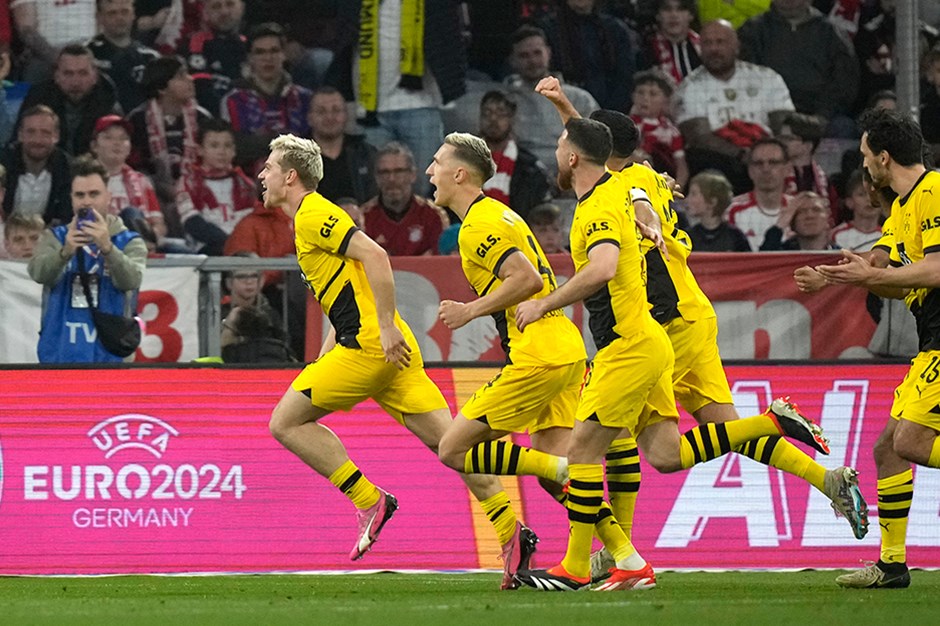Bayern Münih'ten ezeli rakibi Dortmund'a tarihi destek