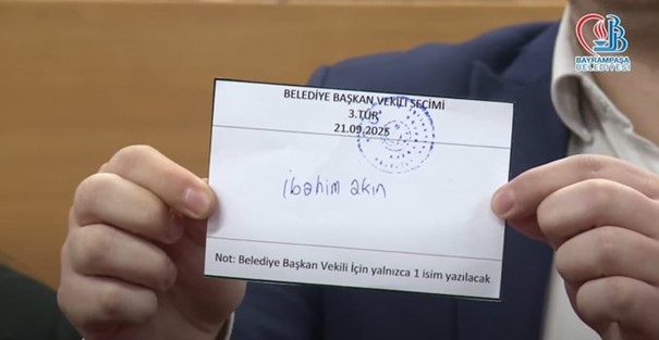 AKP'nin 'Bayrampaşa' ısrarı devam ediyor: Meclis üyeleri usulsüzlük iddiasıyla dava açtı