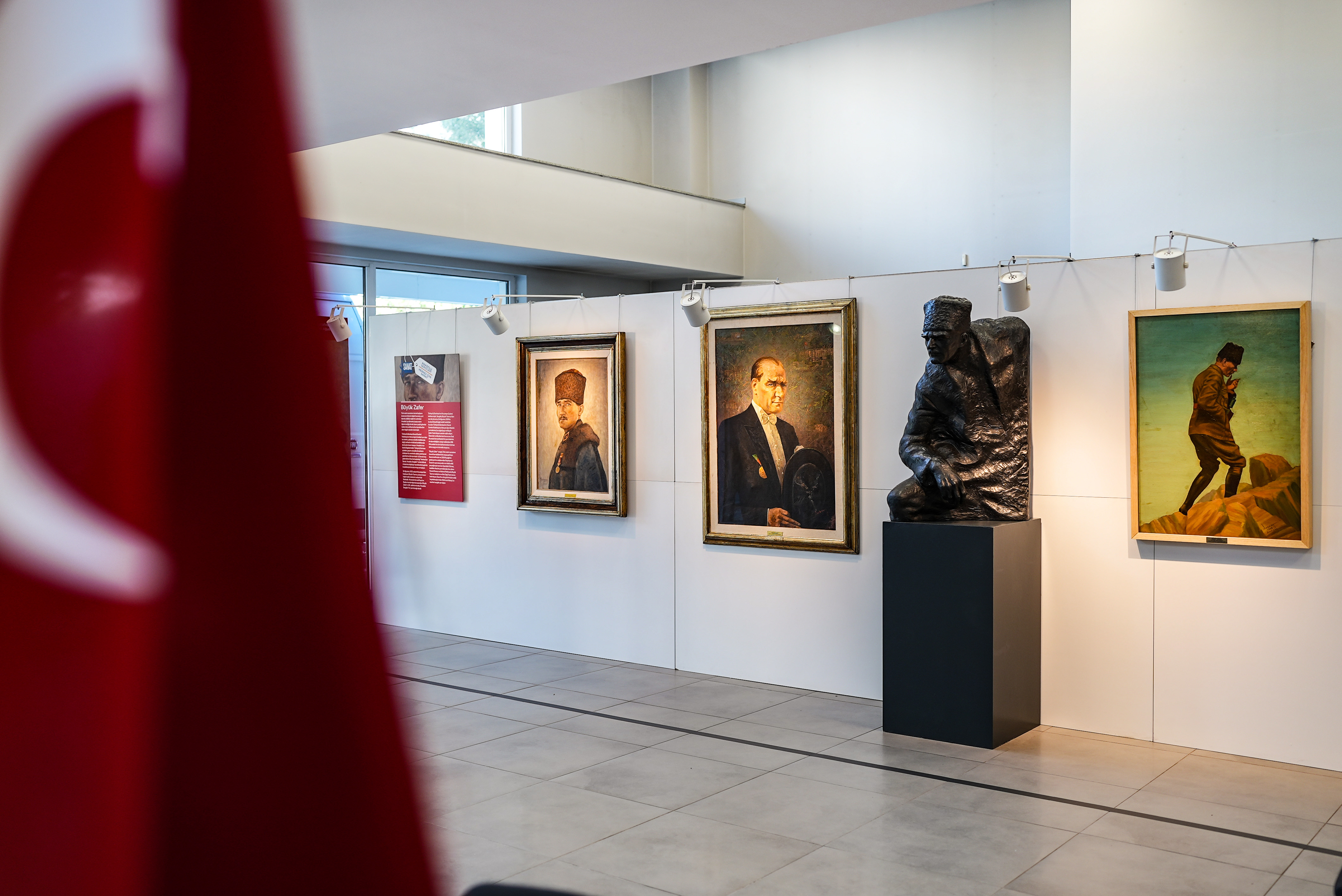 İş Sanat’ın “Aşina Yüzler” seçkisi Antakya’da sanatseverlerle buluşuyor