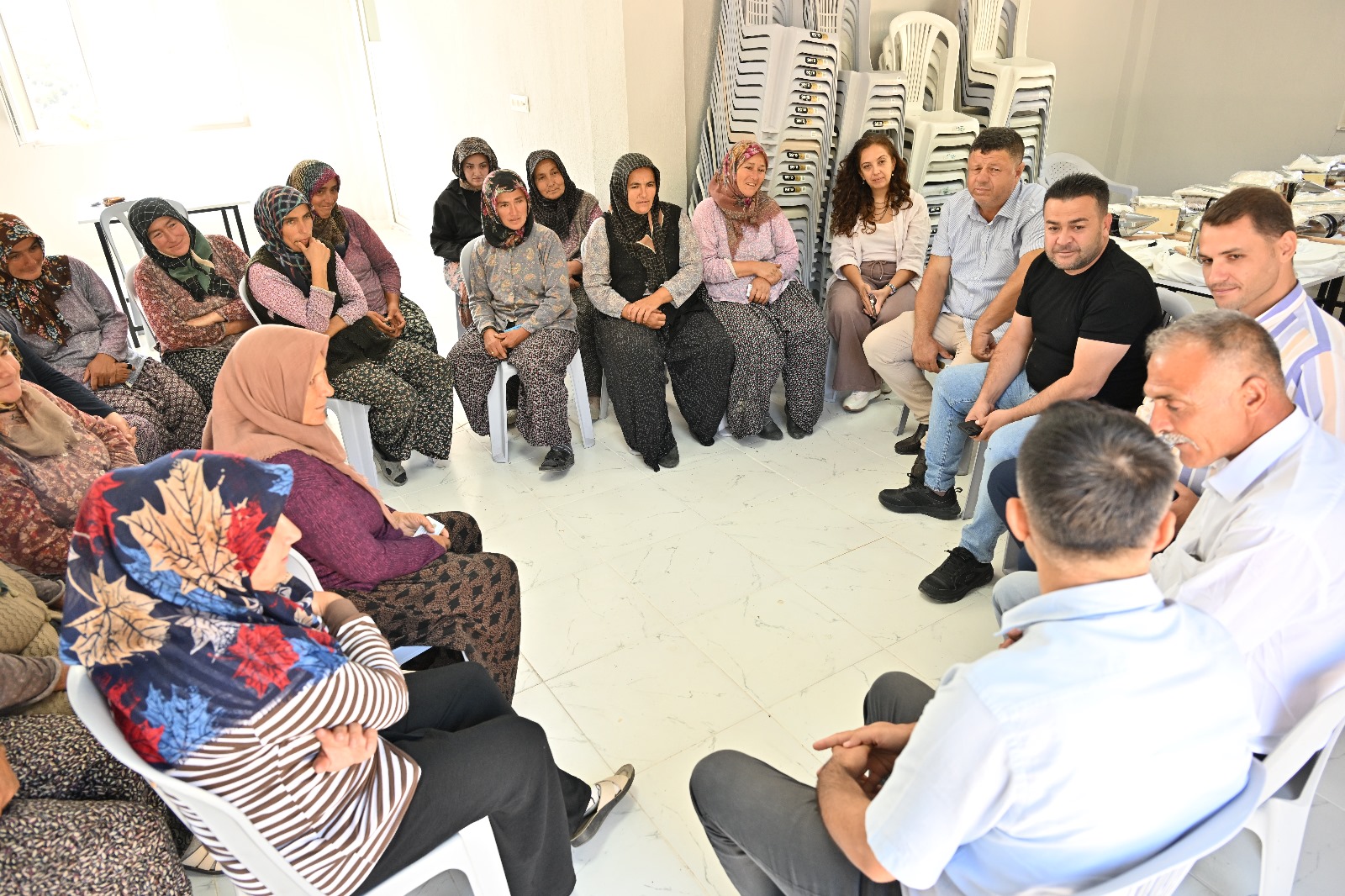 Büyükşehir’den Kırkağaçlı kadınlara arıcılık desteği