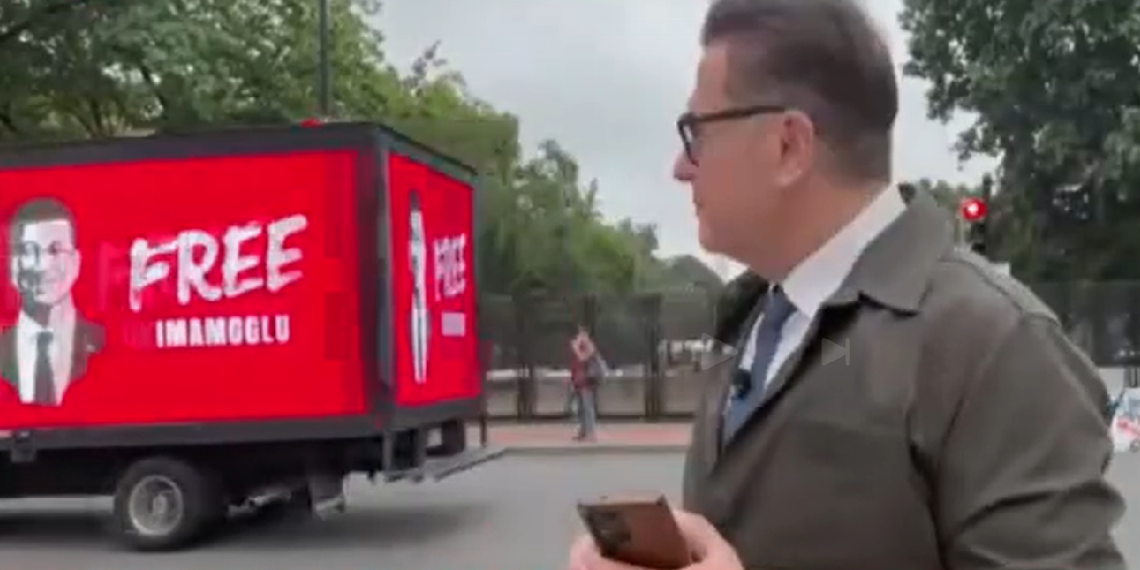 Beyaz Saray önünde Erdoğan'a “Free İmamoğlu” sürprizi: 'Daha Adil Bir Türkiye Mümkün'