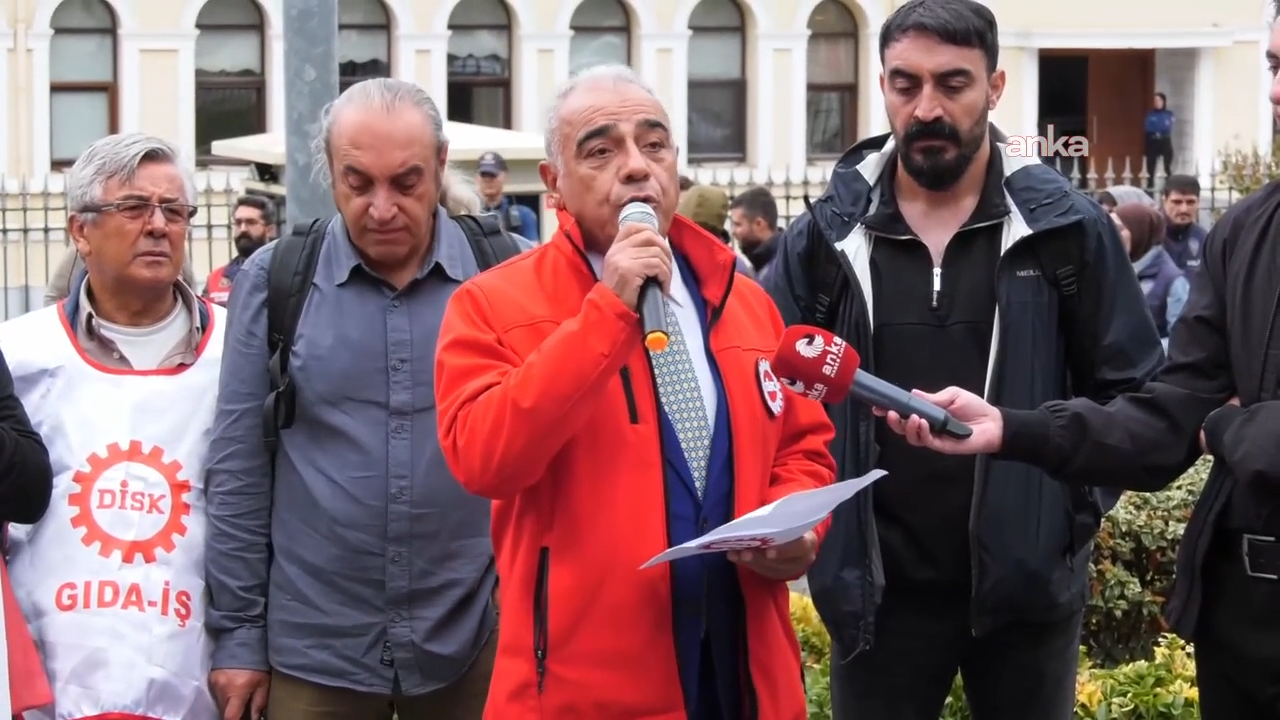 DİSK, dövülerek öldürülen Moldovalı işçi için valilik önündeydi