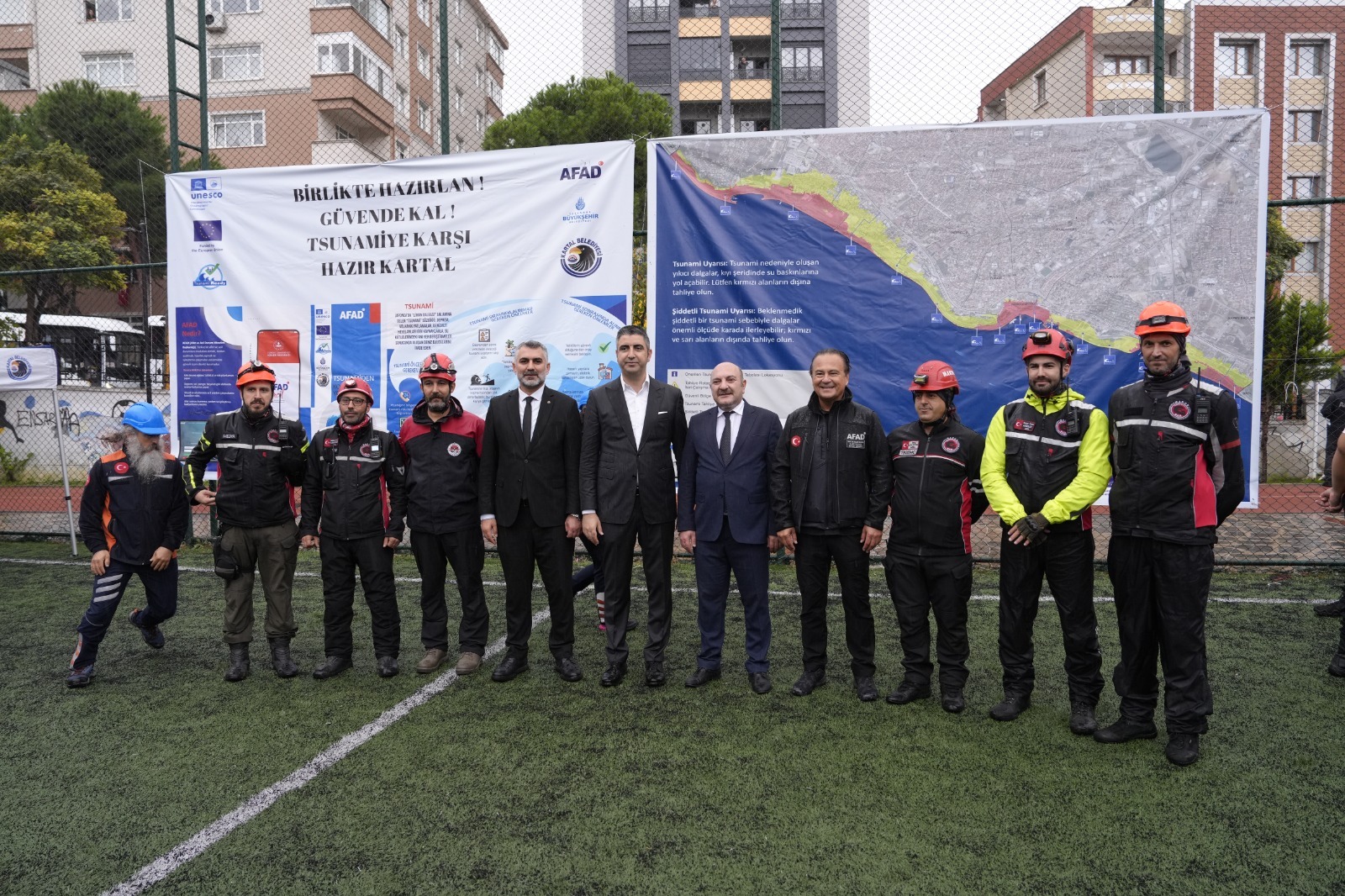 Kartal’da tsunami tatbikatı yapıldı: Başkan Gökhan Yüksel öğrencilerle birlikte katıldı