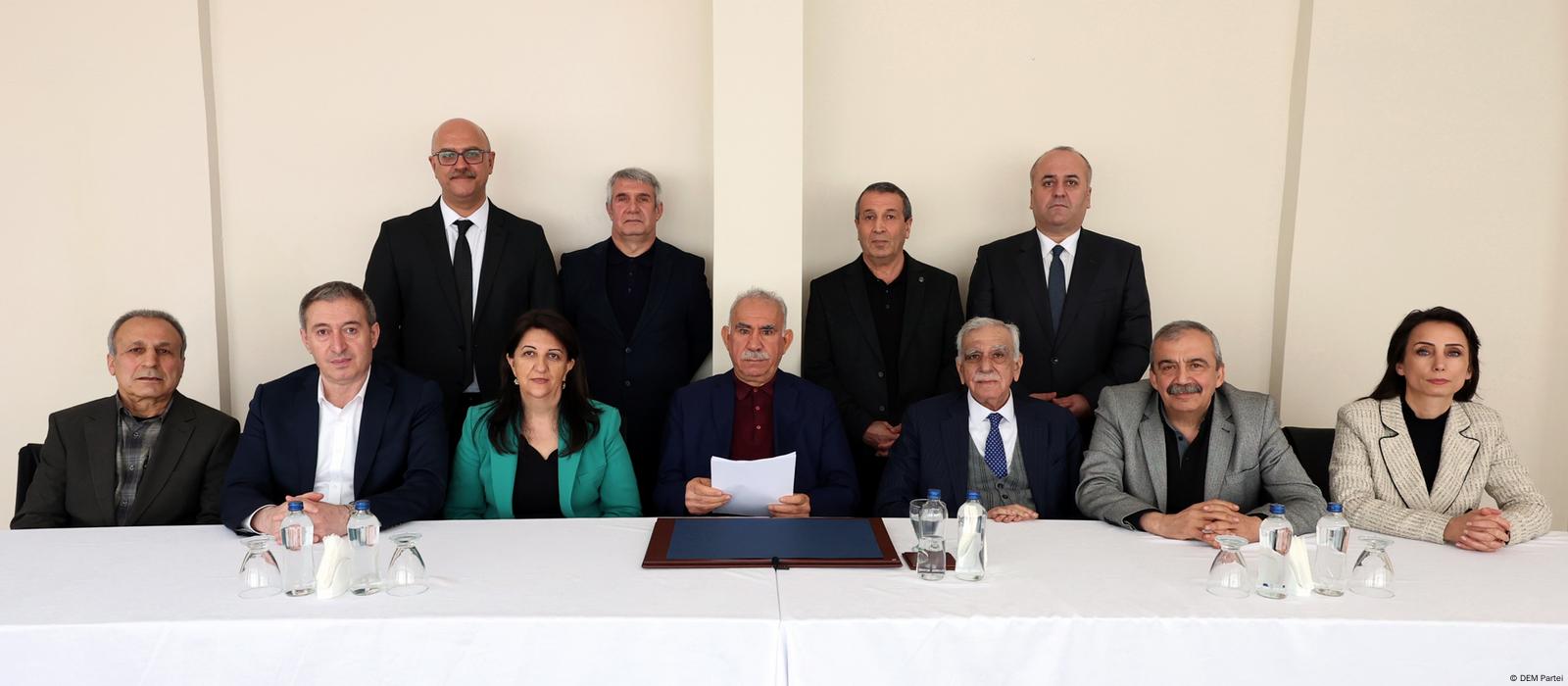 Öcalan'dan DEM Parti üzerinden iktidara mesaj: Seçeneksiz değiliz