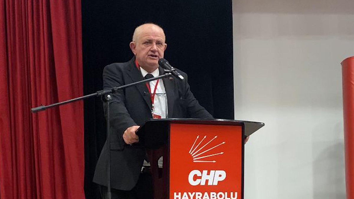 Hayrabolu Belediye Başkanı Tuncer Başoğlu CHP'den istifa etti
