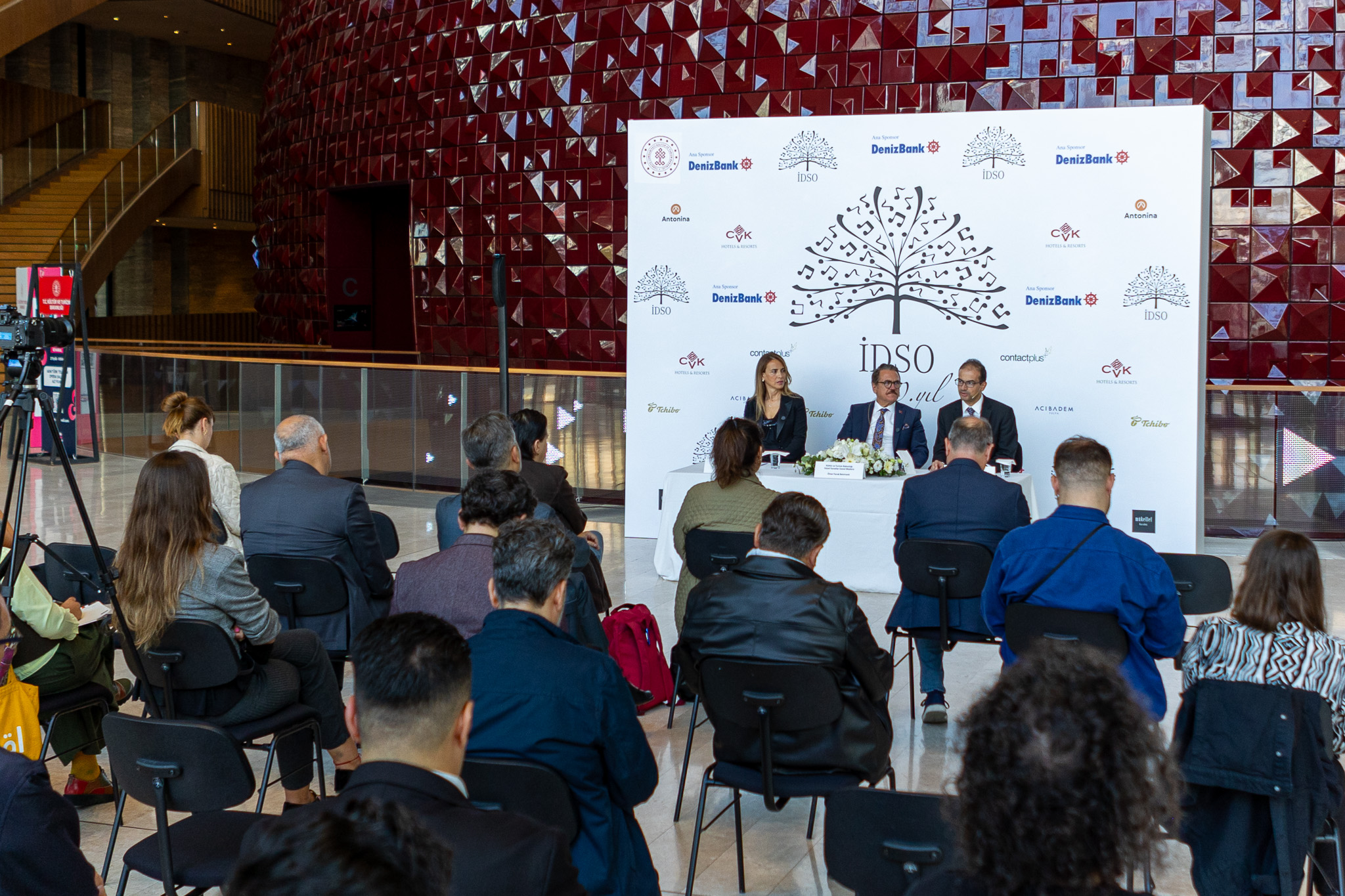 İDSO, 80. yılında sezonu Ravel ve Brahms’ın başyapıtlarıyla açıyor