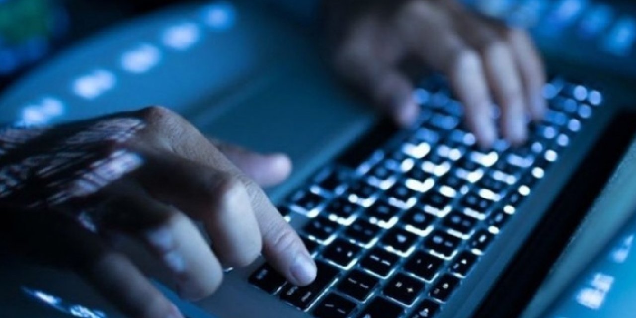 MİT'ten 'kişisel verileri çalanlara' operasyon: İki kişi tutuklandı