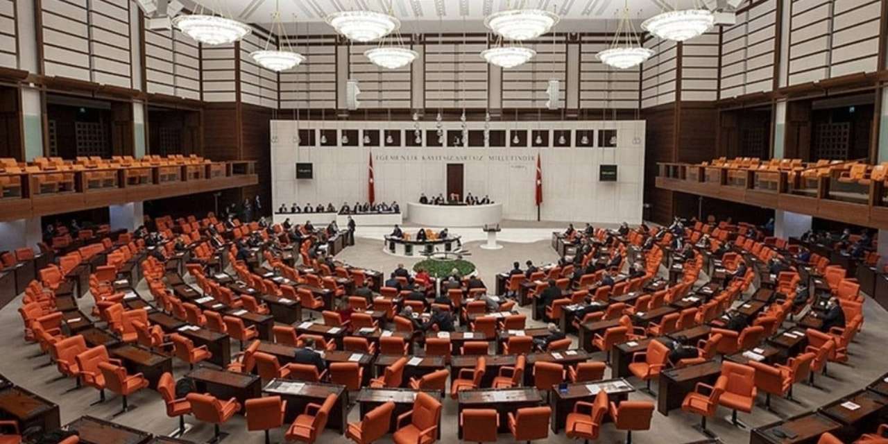 CHP'nin tarihi boykotuna saatler kaldı