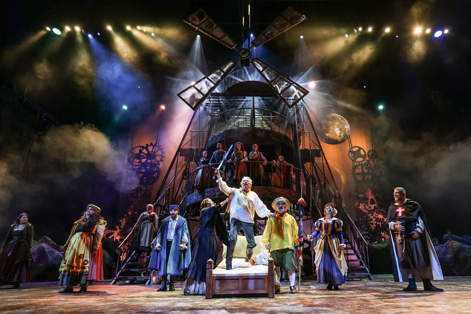 Don Kişot Müzikali, ilk gösterimiyle büyüledi