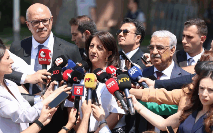 DEM Parti İmralı Heyeti, Öcalan ile görüştü: Ciddi adımlar atılmalı