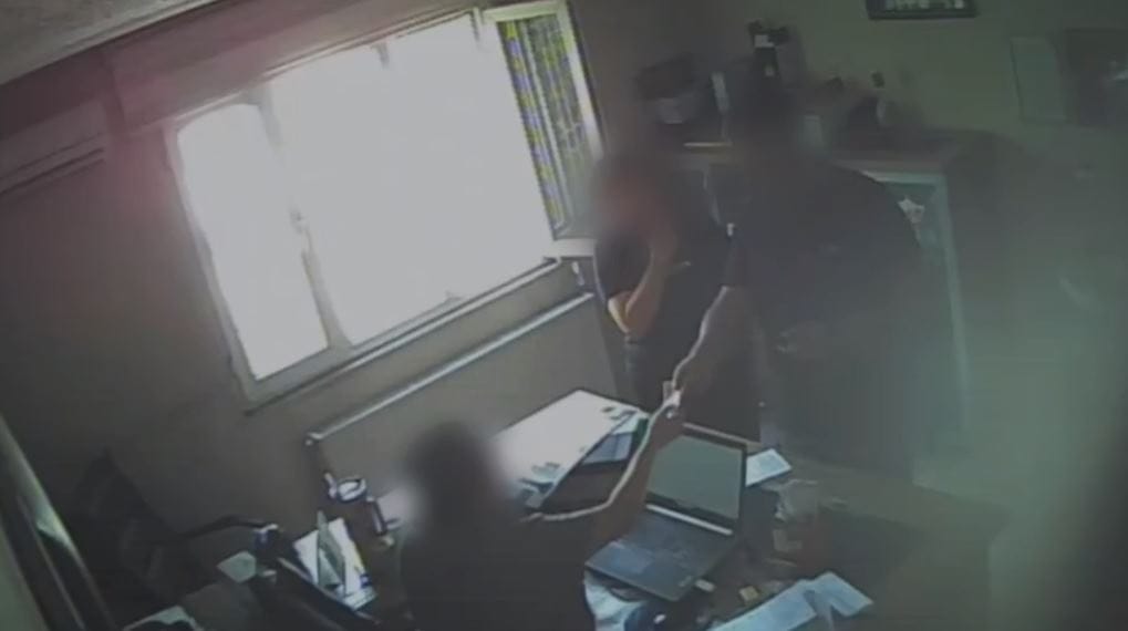 Sağlıkta rüşvet skandalı: 4 kişi tutuklandı