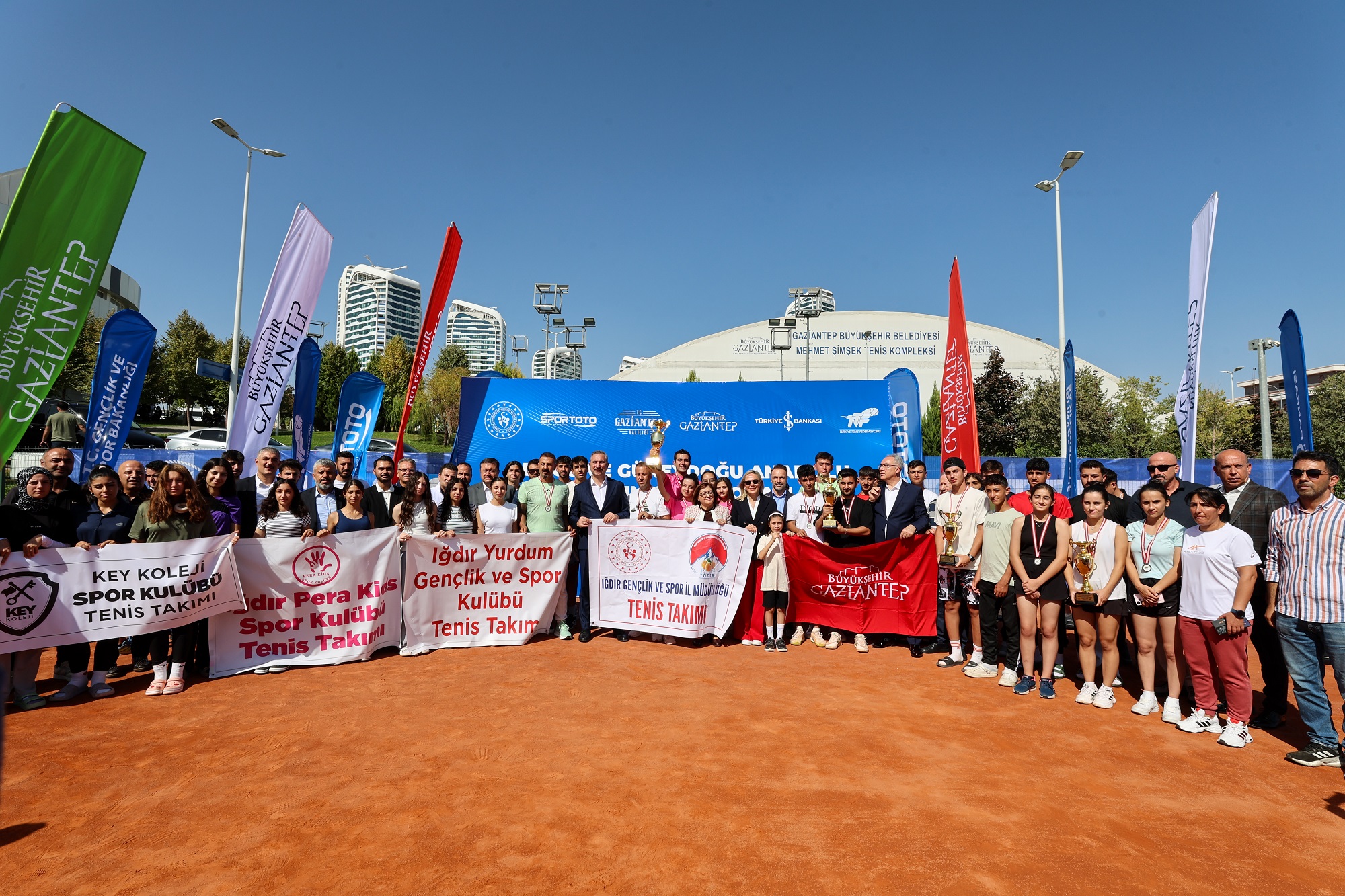 Gaziantep’te tenis şampiyonasında ödül heyecanı