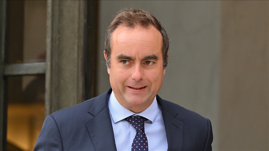 Dün hükümeti kuran Fransa Başbakanı Lecornu istifa etti!