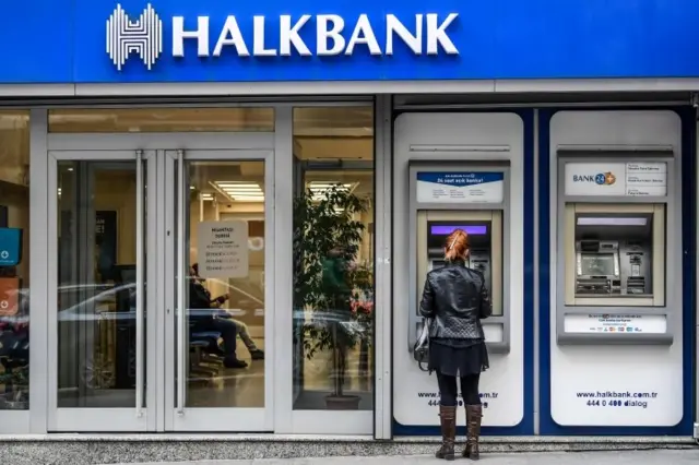 ABD Yüksek Mahkemesi Halkbank'ın davayı durdurma talebini yine reddetti: Halkbank hisseleri çakıldı