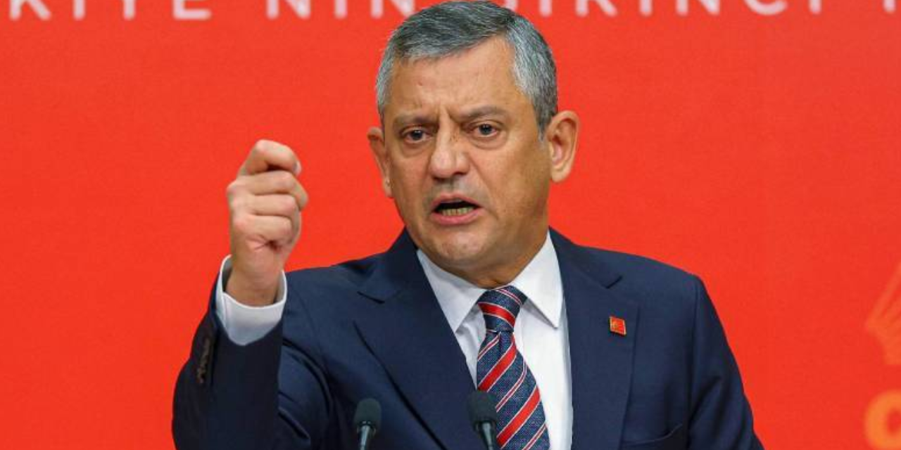 Özgür Özel: 102 yıl önce işgale boyun eğmeyen İstanbul, bugün de adaletsizliğe boyun eğmeyecektir