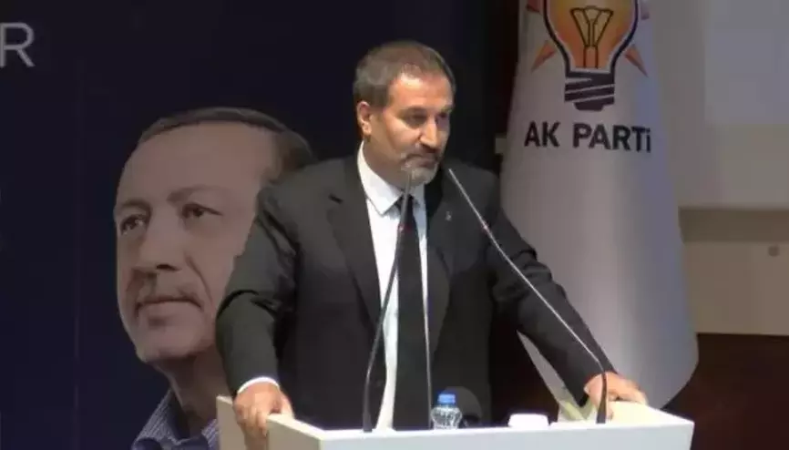 AKP Genel Başkan Yardımcısı Mustafa Şen, anket şirketine tepki gösterdi: Demokrasi şölenine gölge düşürmek isteyen art niyetli insanlar