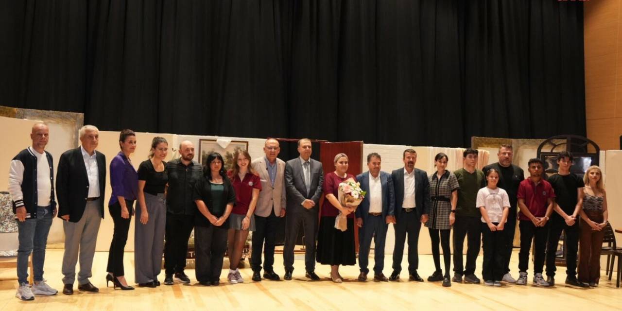 Turgutlu'da Ekrem Gürel Kültür Merkezi, perdelerini açtı