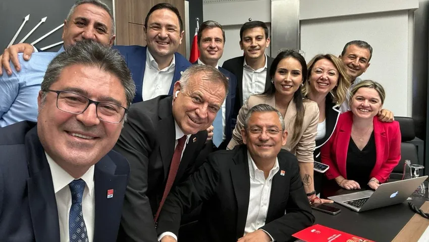 Özgür Özel'den ilk fotoğraf geldi