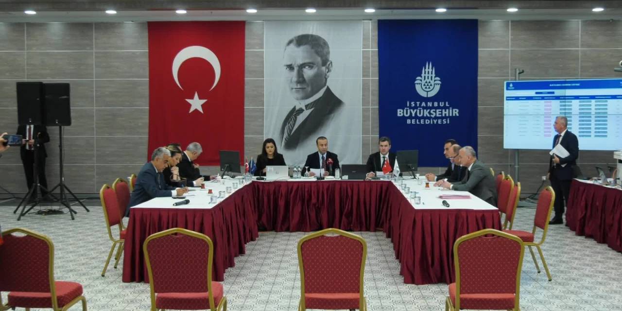 İBB'den üçüncü ihale: 63 taksi plakası satışa çıktı