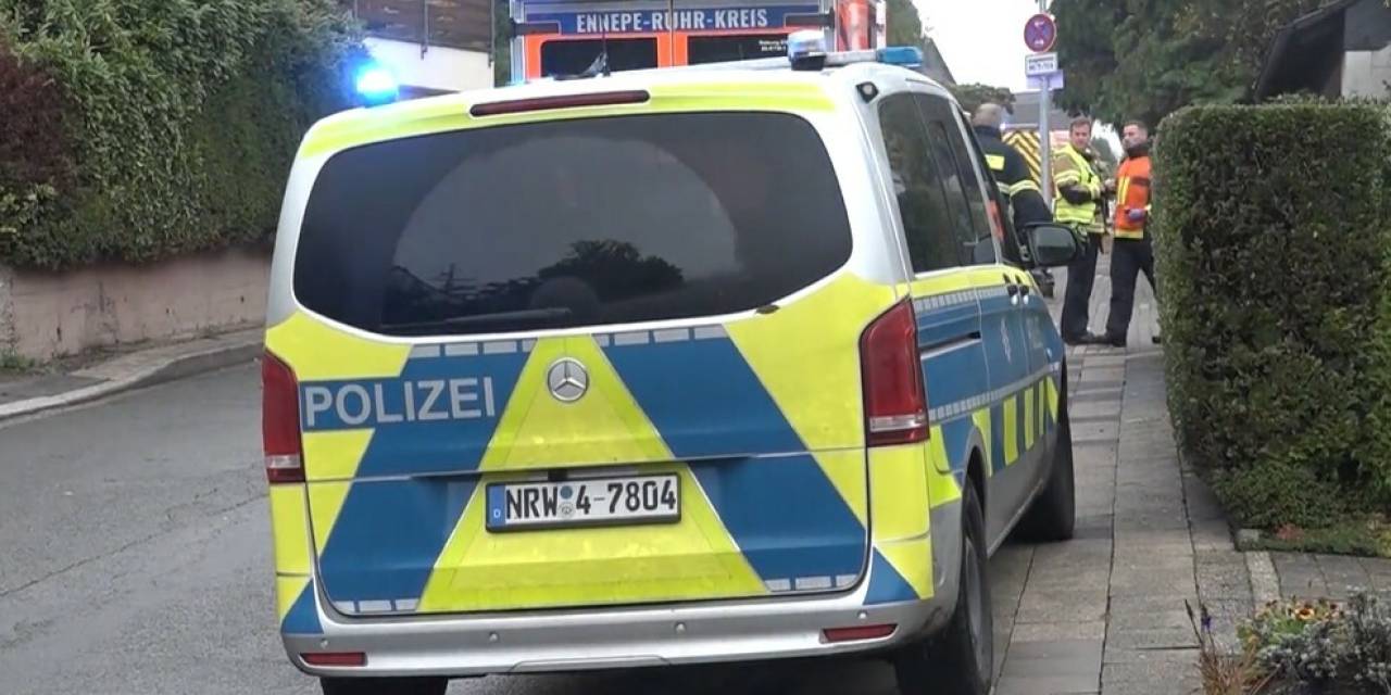 Almanya'da yeni belediye başkanına bıçaklı saldırı