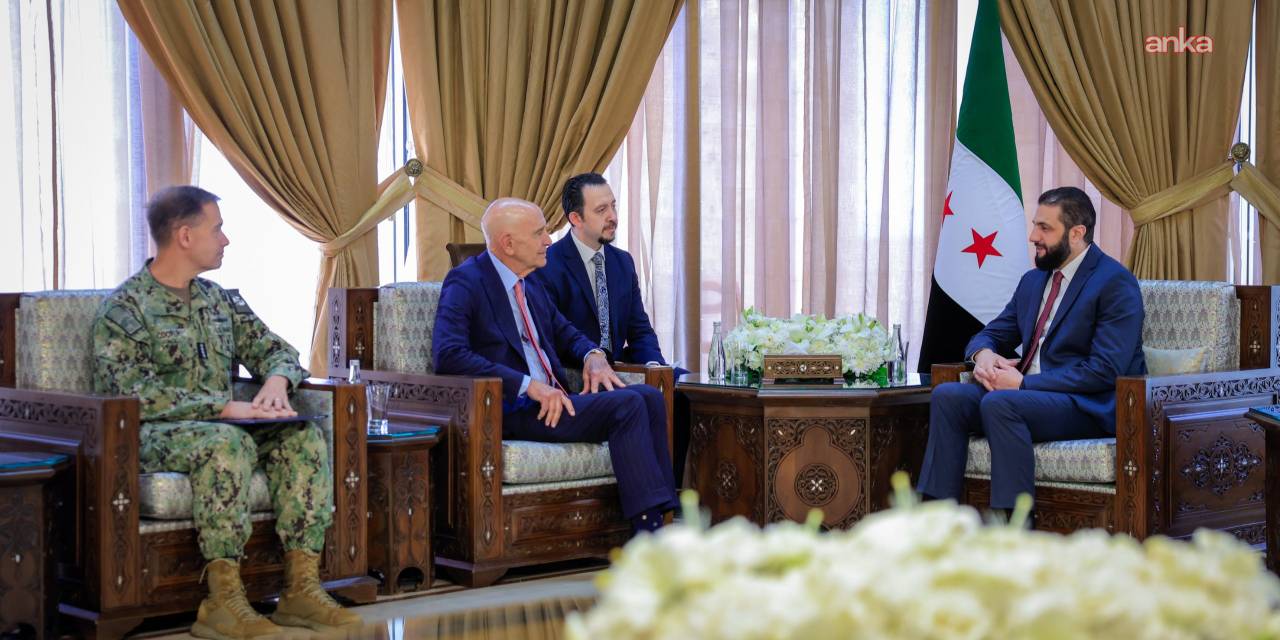 Suriye'de kritik görüşme: Şara, ABD temsilcileriyle bir araya geldi