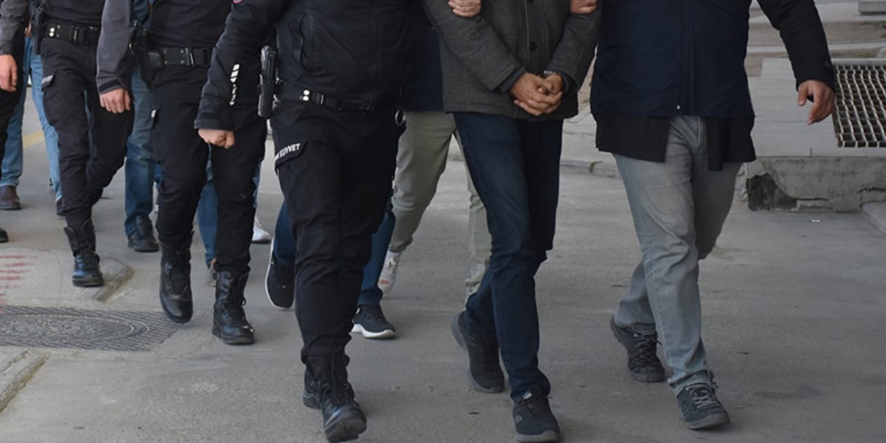 Antalya'da operasyon: Önemli turizmciler gözaltında