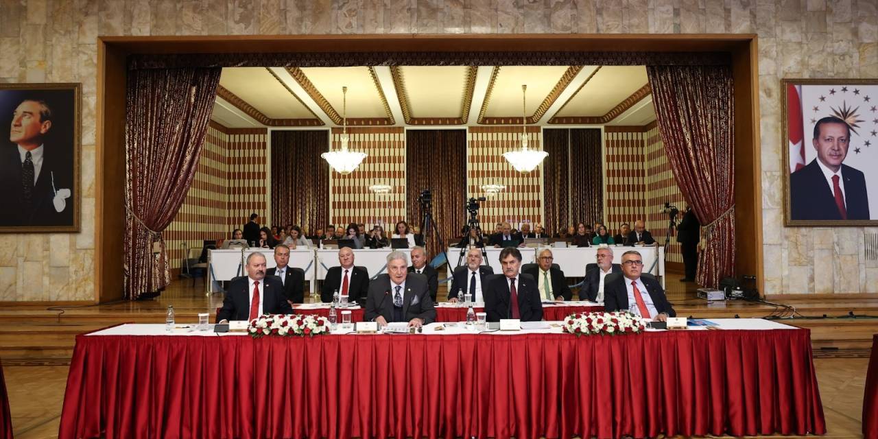 Bahçeli'nin mesajı çözüm sürecine ışık tutuyor