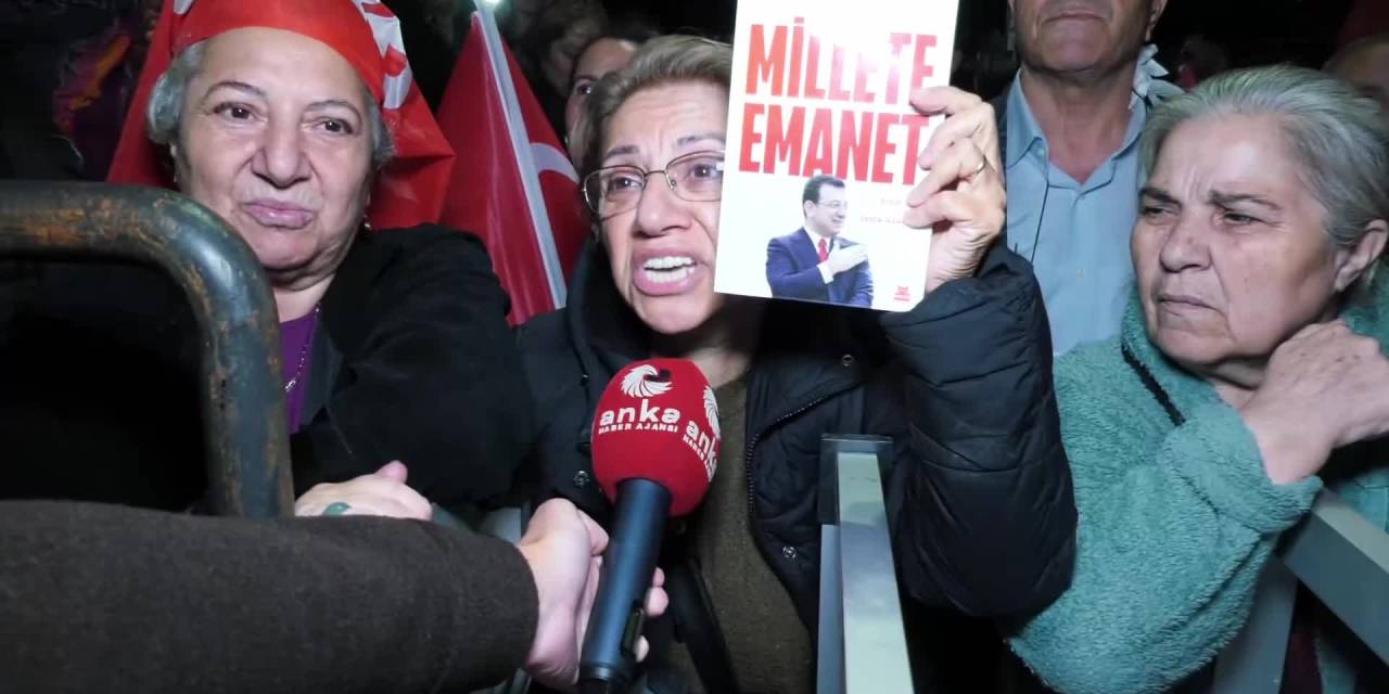 İstanbul'da CHP mitingi: Geleceğin liderine haksızlık yapılıyor