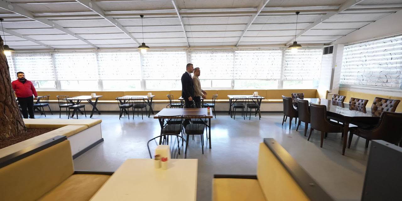 Buca'nın Göksu Kafe'si yeni görünümüyle kapılarını açtı