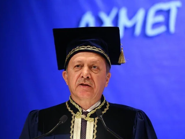 Erdoğan’dan üniversite eğitimi için önemli açıklama: Üniversite öğrenim süresi 3 yıla düşecek